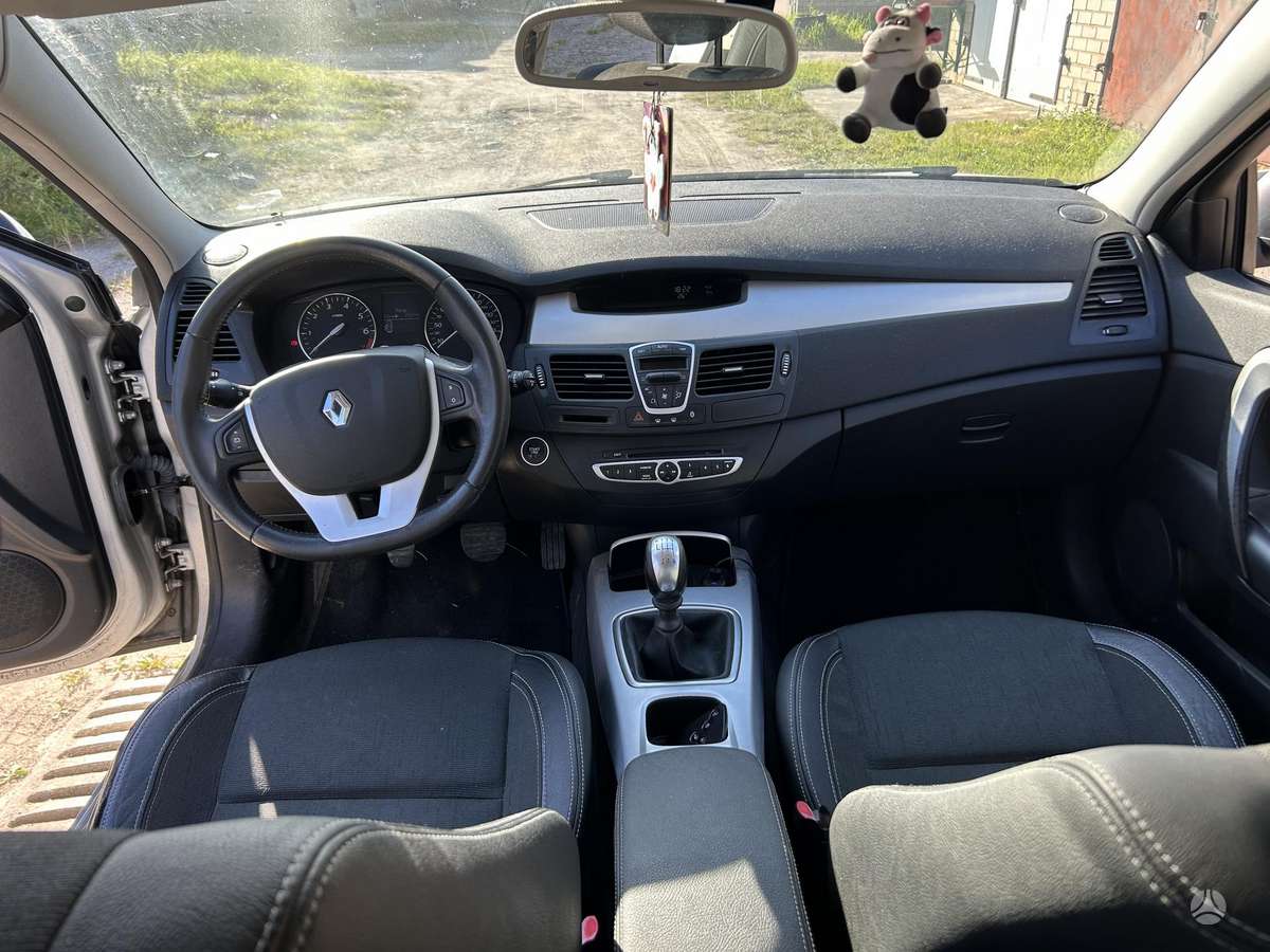 Renault Laguna, 2.0 l., Седан