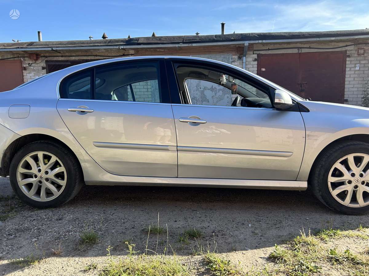 Renault Laguna, 2.0 l., Седан