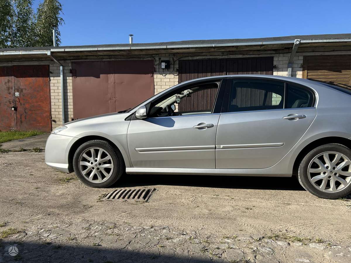 Renault Laguna, 2.0 l., Седан