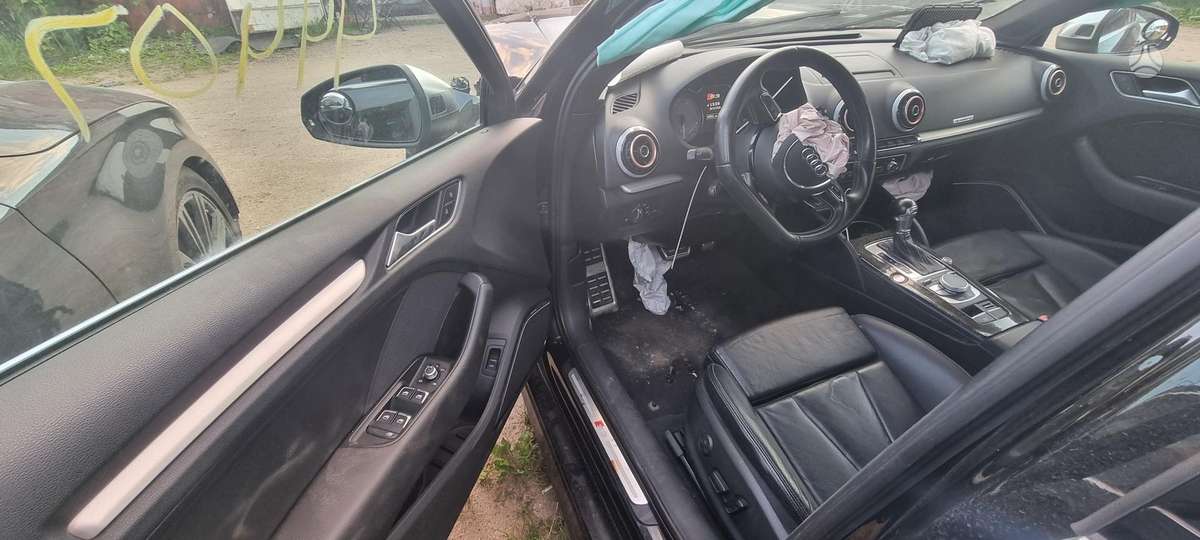 Audi S3, 2.0 l., Седан