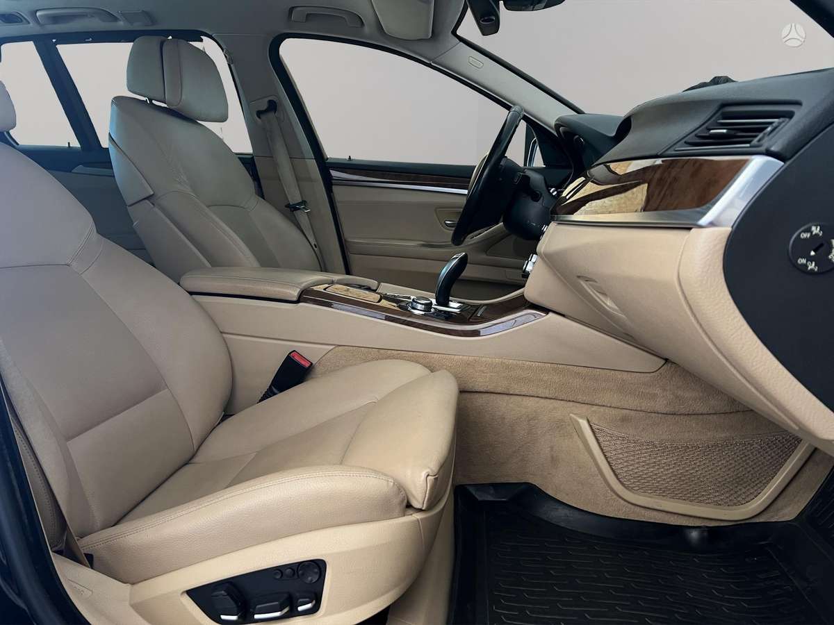 BMW 525, 3.0 l., Универсал