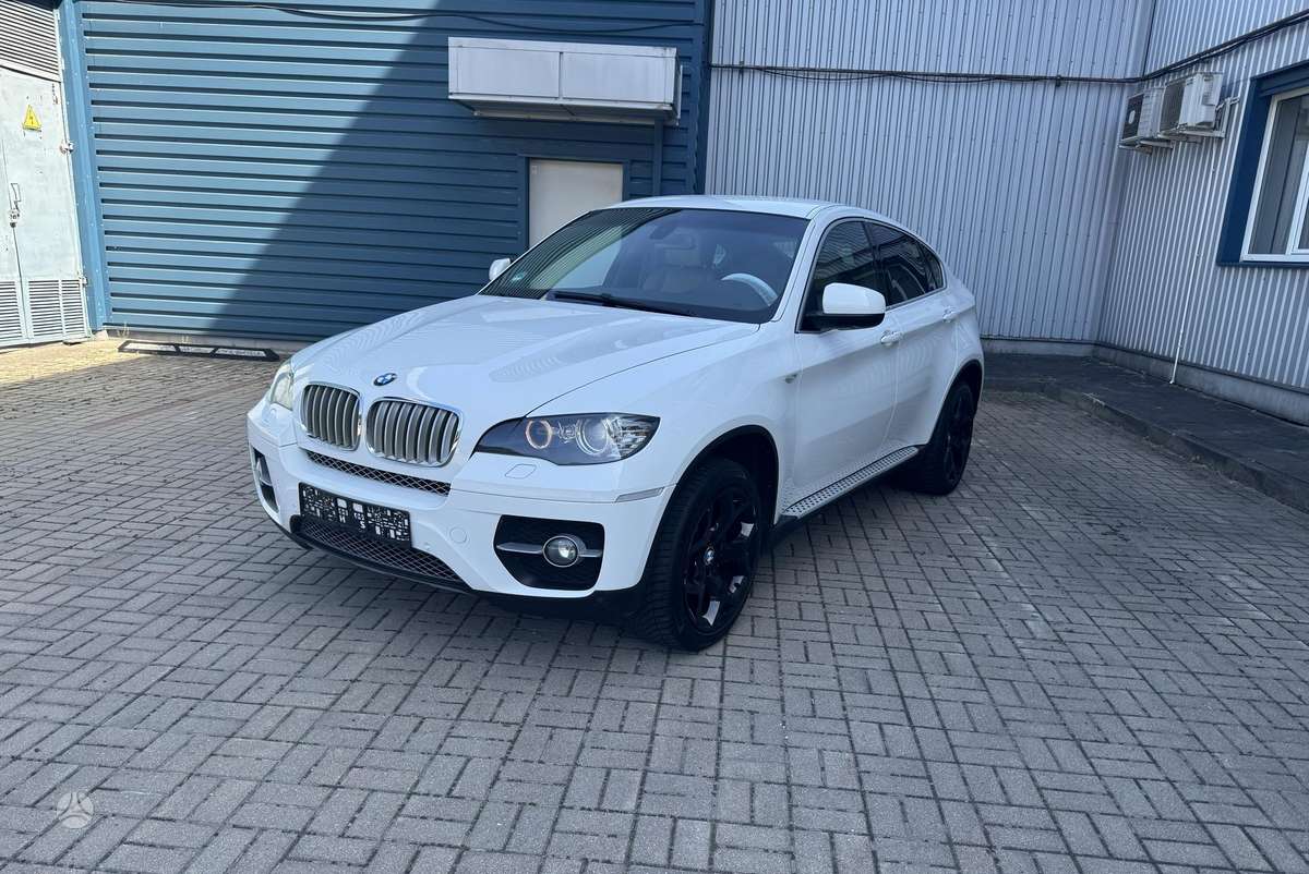 BMW X6, 3.0 l., off-road / crossover
