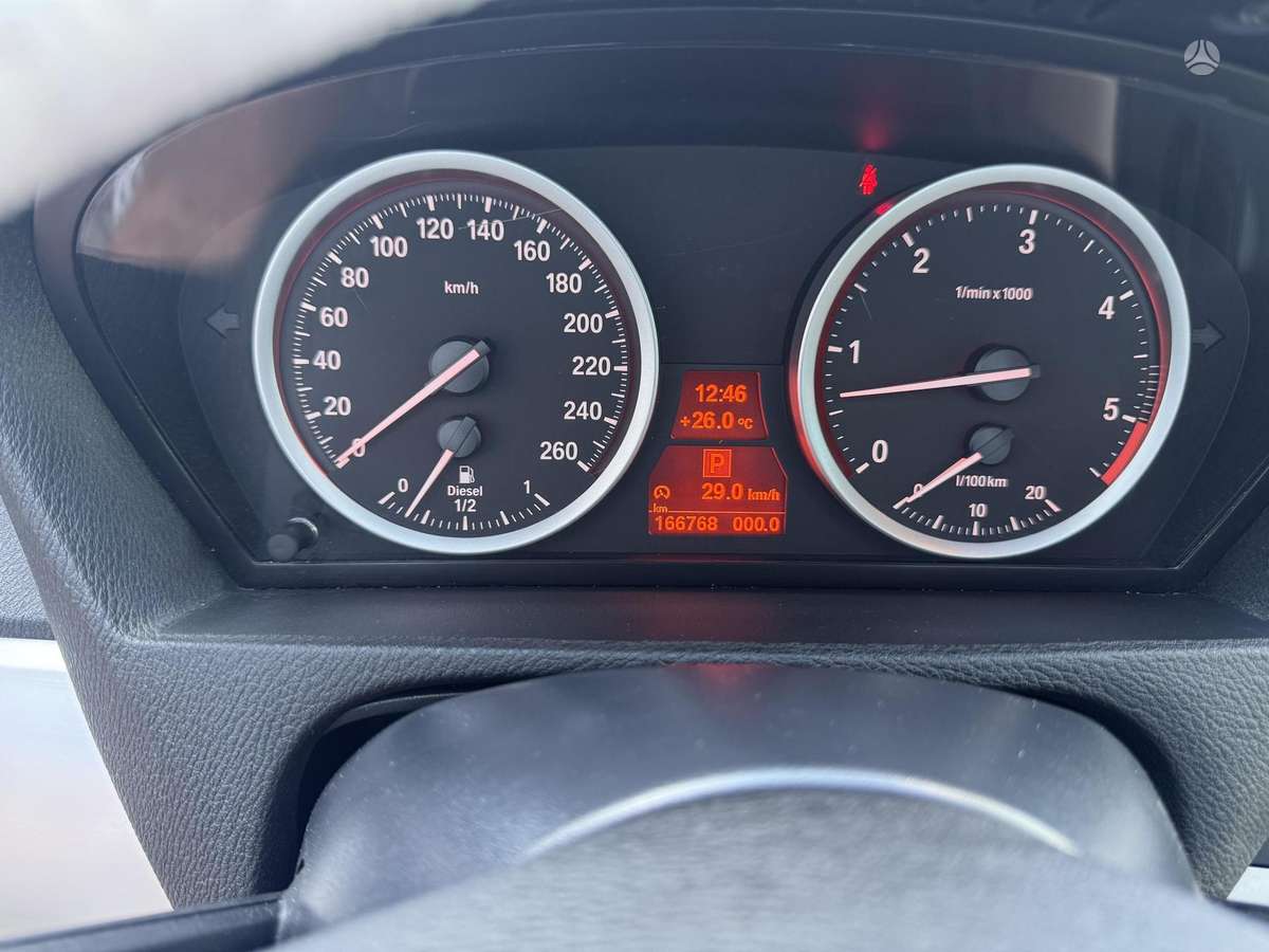 BMW X6, 3.0 l., off-road / crossover