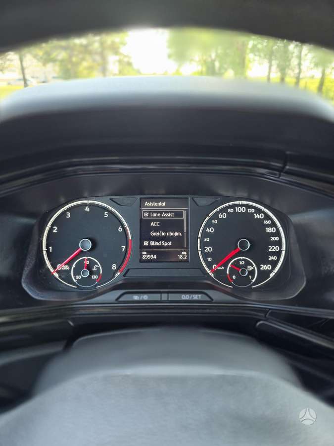 Volkswagen T-Cross - 9