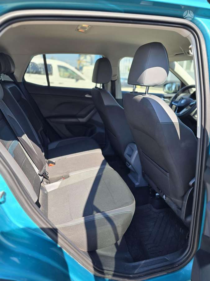 Volkswagen T-Cross - 11
