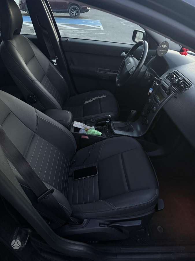 Volvo V50 - 3