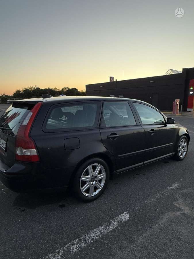 Volvo V50 - 6