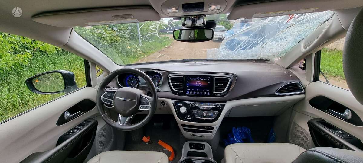 Chrysler Pacifica, 3.6 l., Минивэн