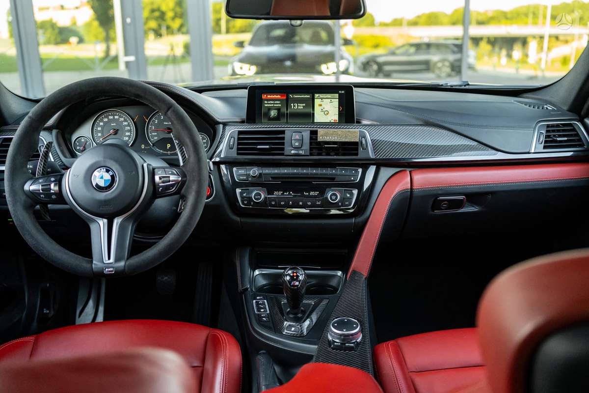 BMW M3, 3.0 l., Седан