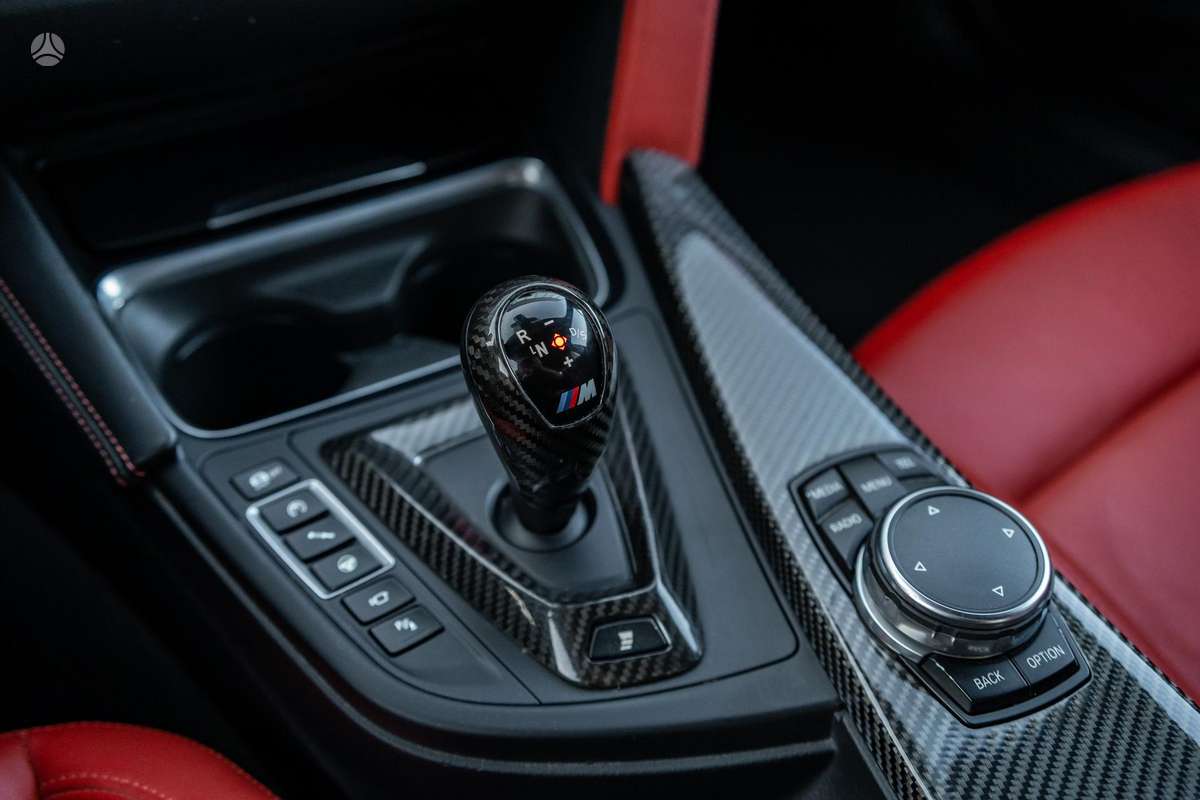 BMW M3, 3.0 l., Седан