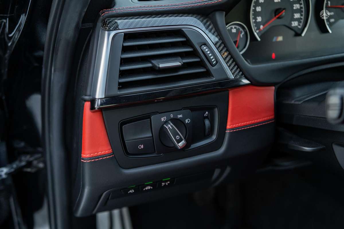 BMW M3, 3.0 l., Седан