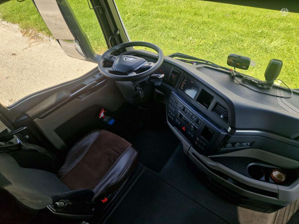 MAN TGX 18.470, double sleeper