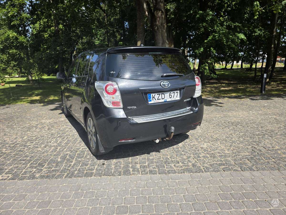 Toyota Verso - 8