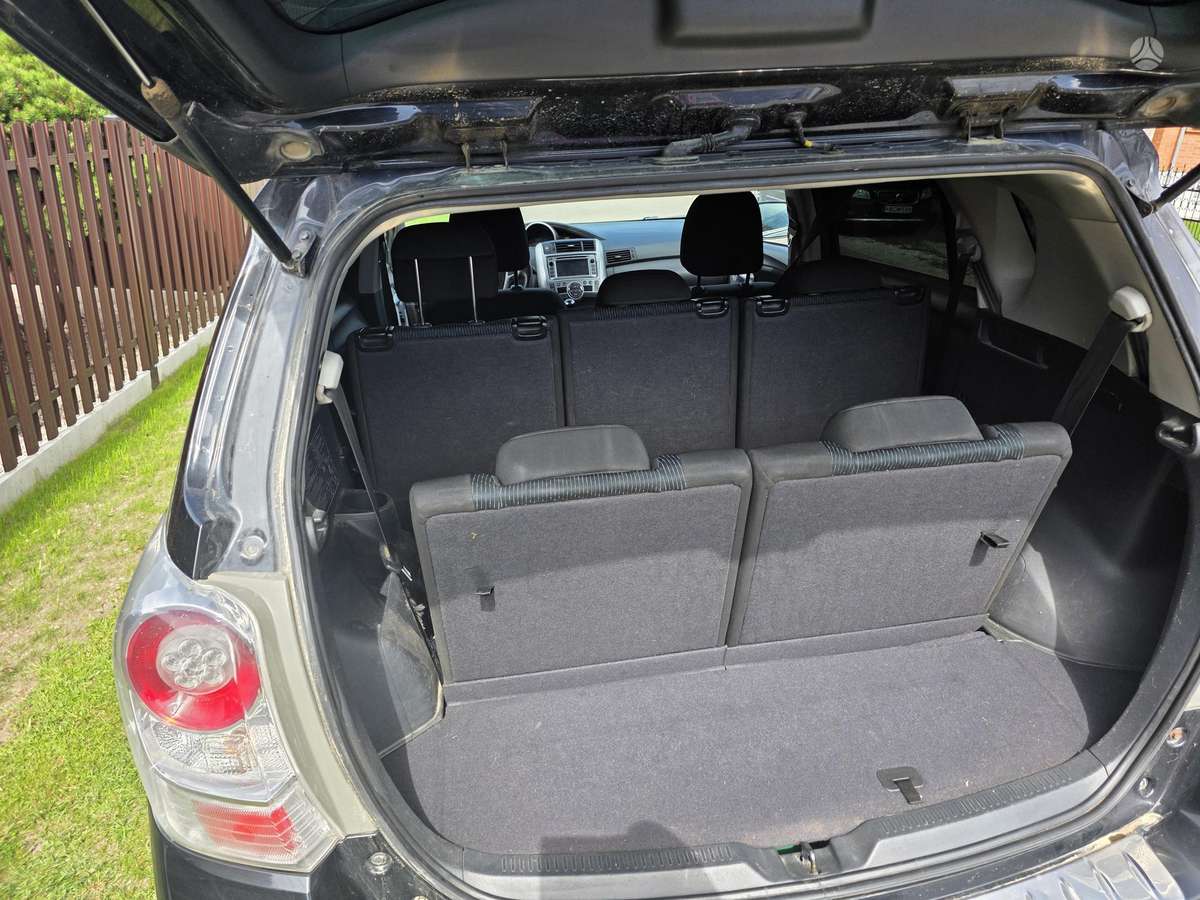 Toyota Verso - 10