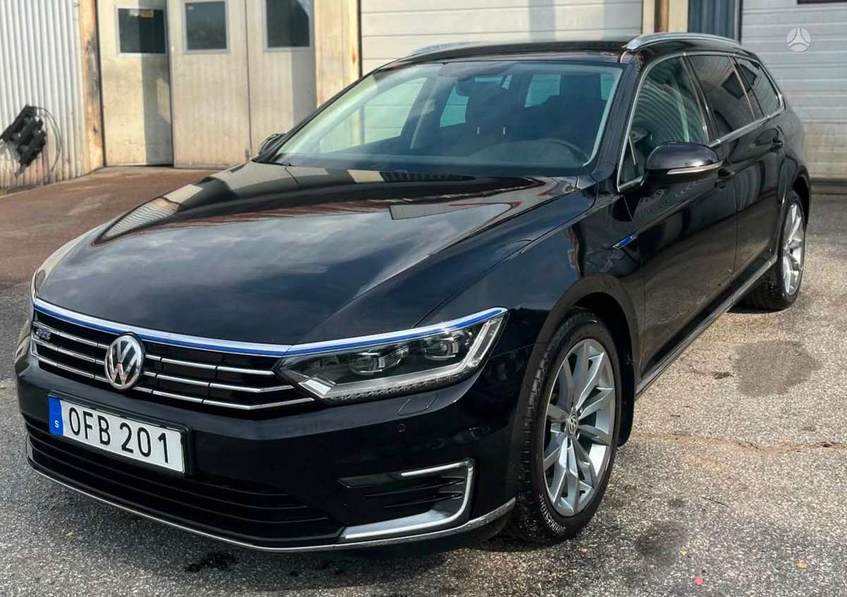 Volkswagen Passat - 3