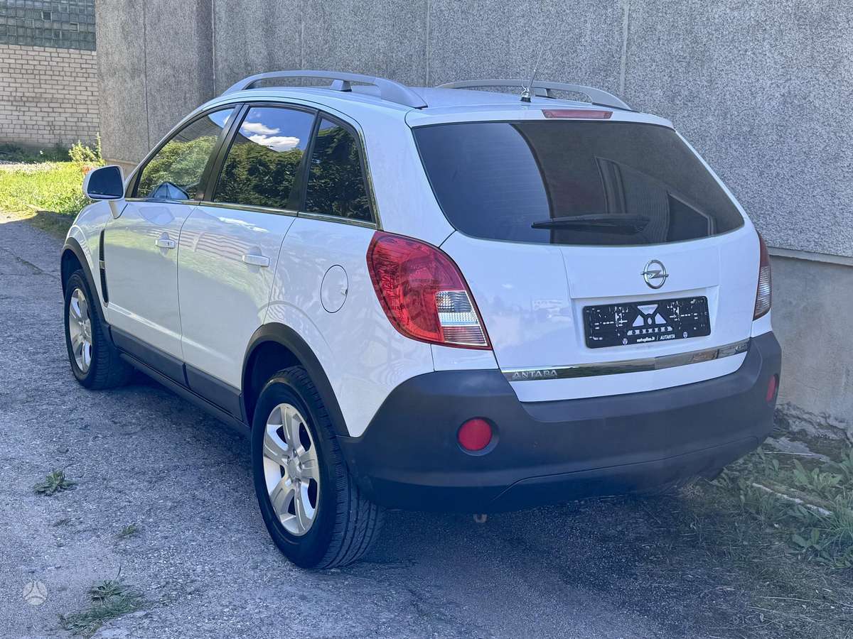 Opel Antara, 2.2 l., Внедорожник / Кроссовер