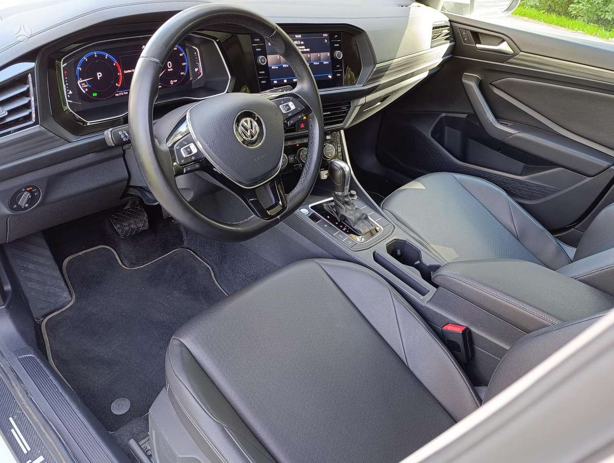 Volkswagen Jetta - 6