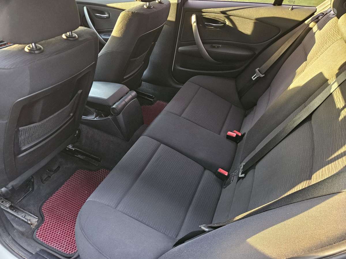 BMW 118, 2.0 l., Хэтчбек