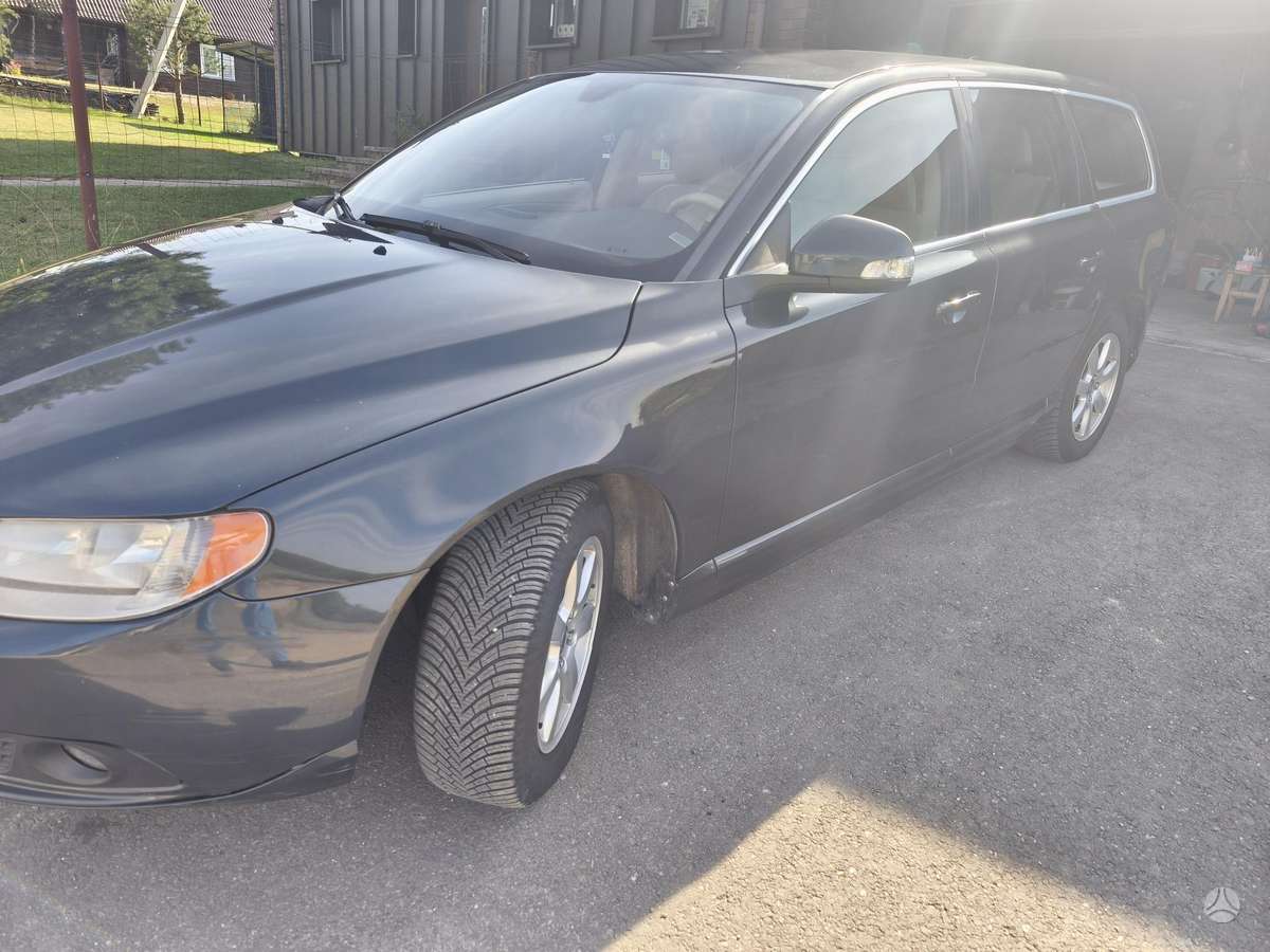Volvo V70, 2.0 l., Универсал