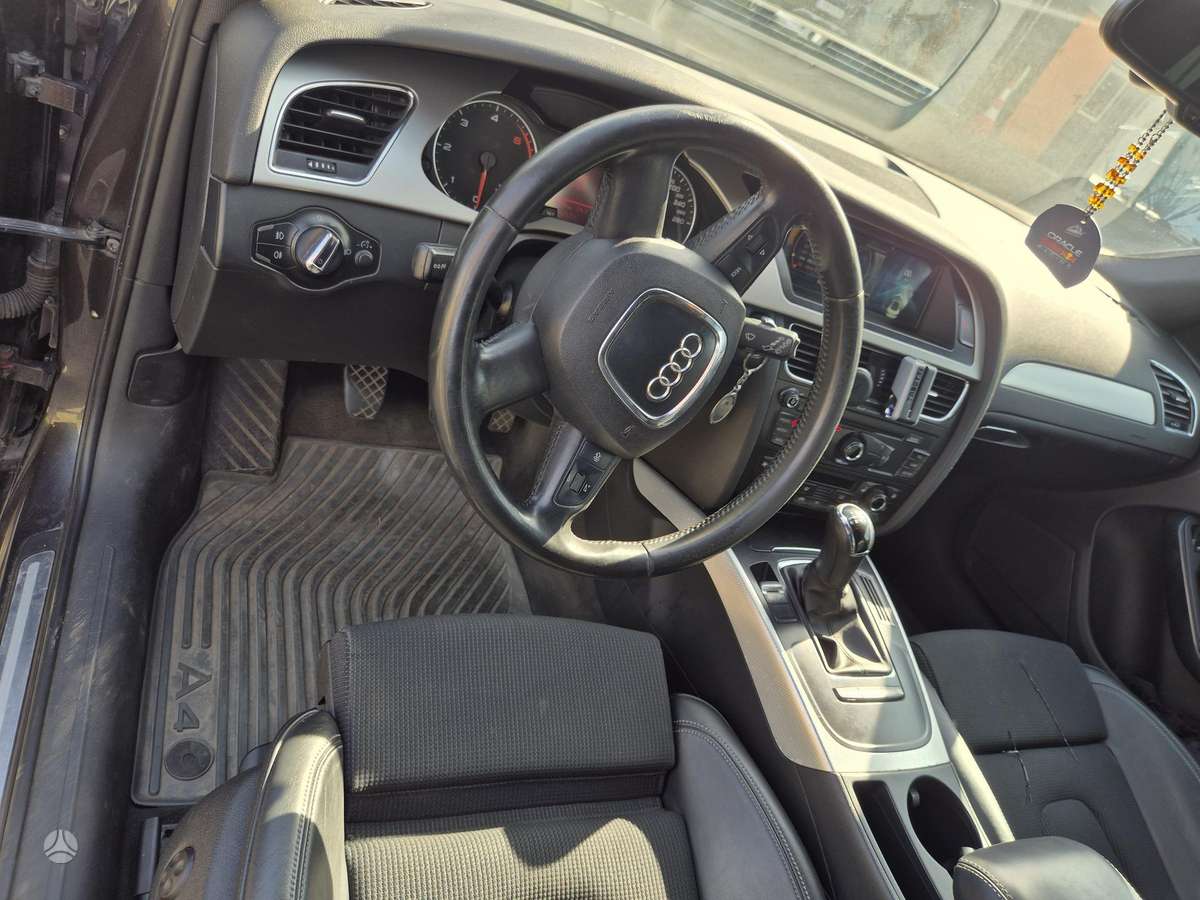 Audi A4, 2.0 l., universalas