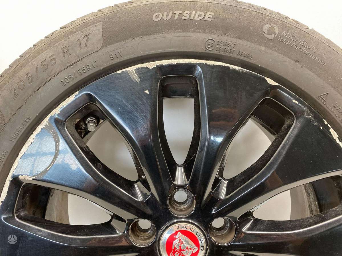 Jaguar XE, light alloy, R18