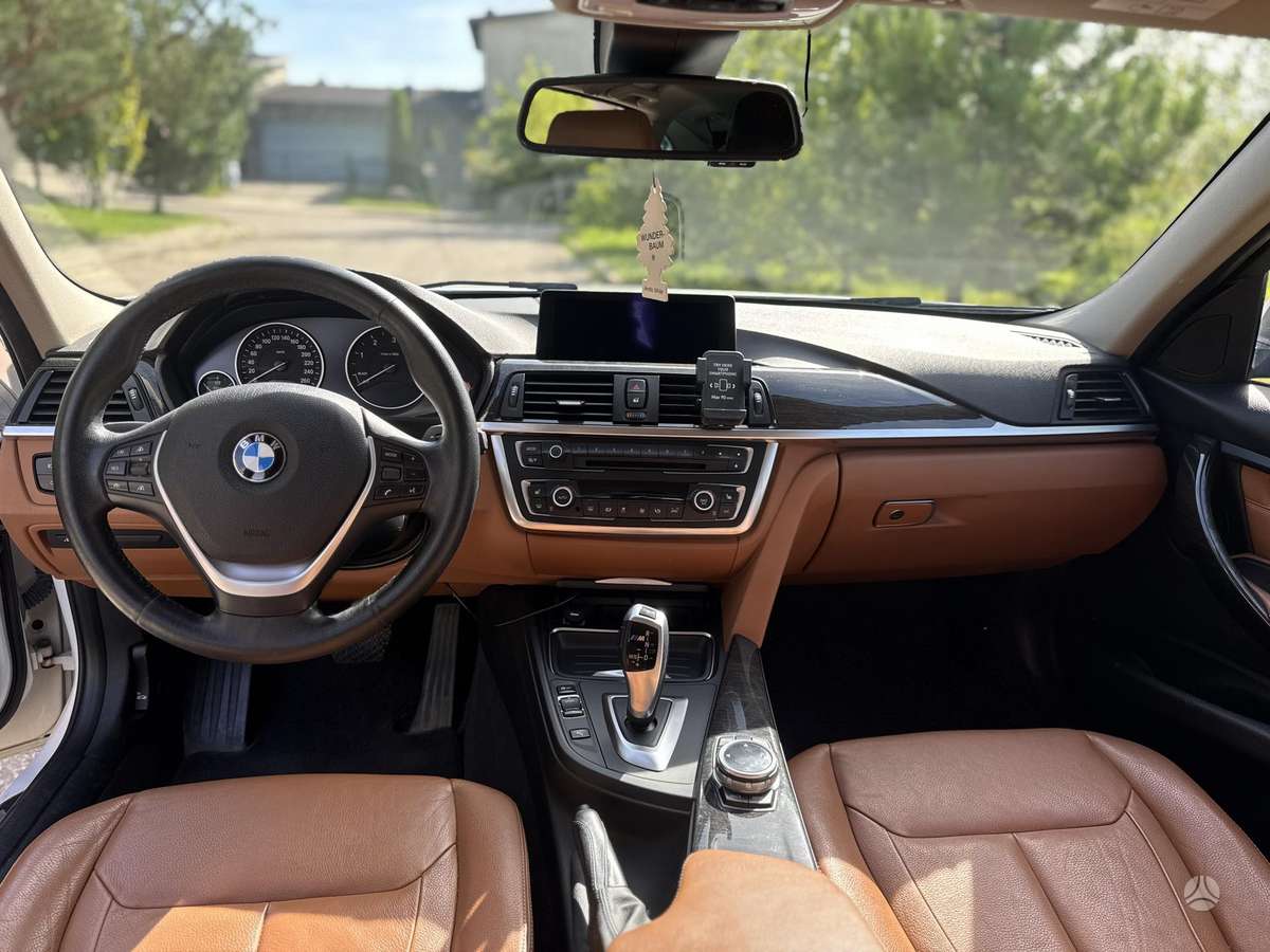 BMW 320, 2.0 l., universalas