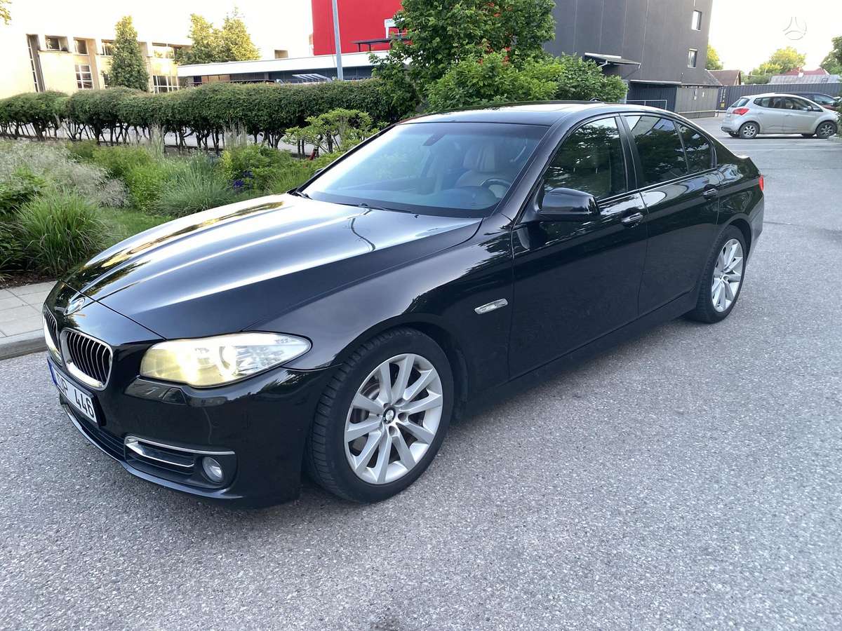 BMW 525, 3.0 l., Седан