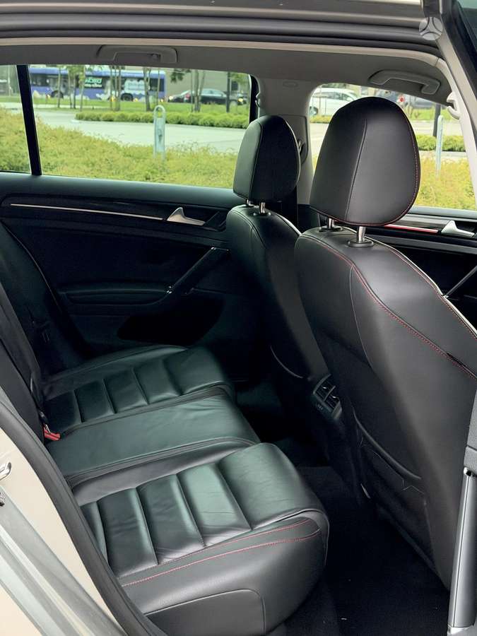 Volkswagen Golf, hatchback