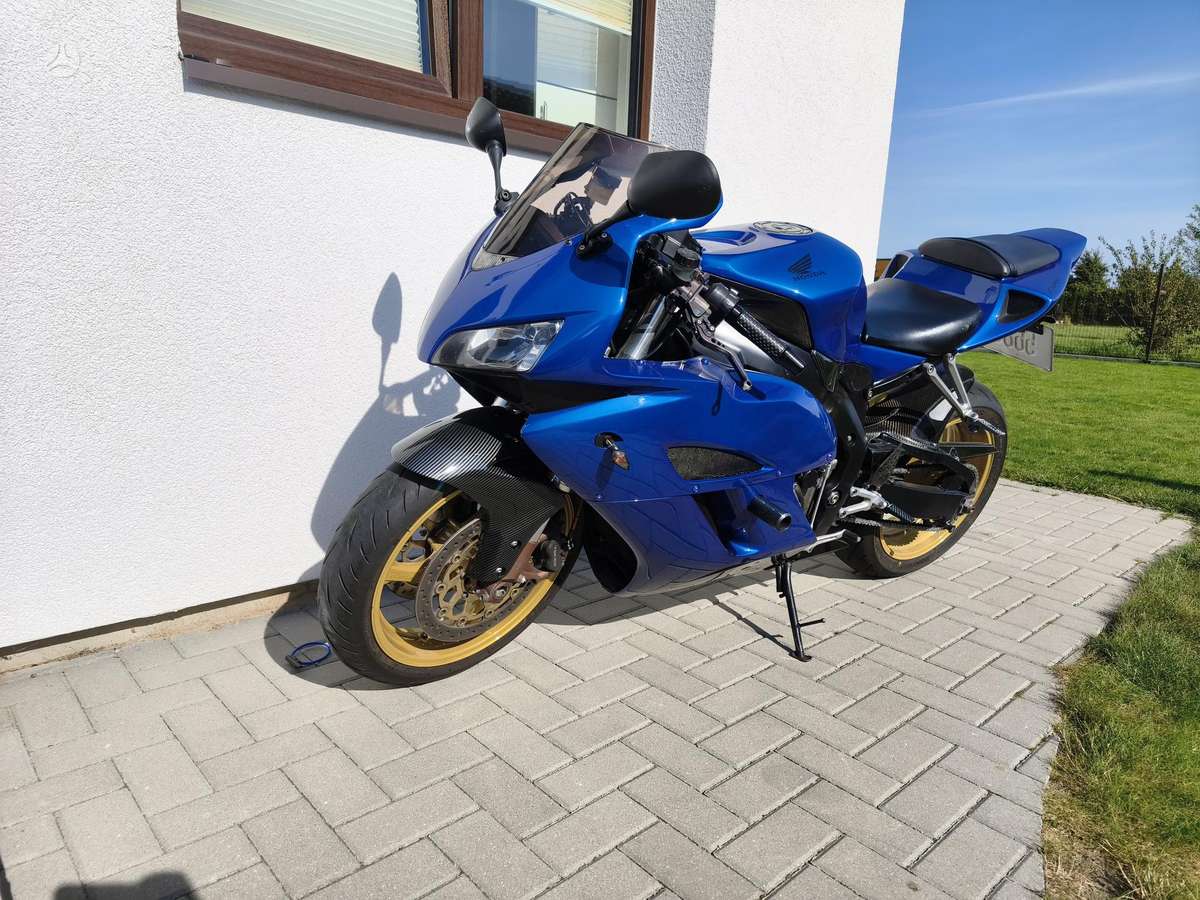 Honda CBR 1000cc, спортбайки / superbikes