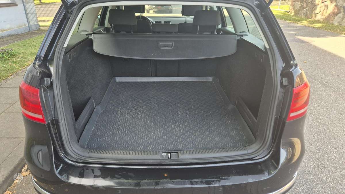 Volkswagen Passat, 2.0 l., Универсал