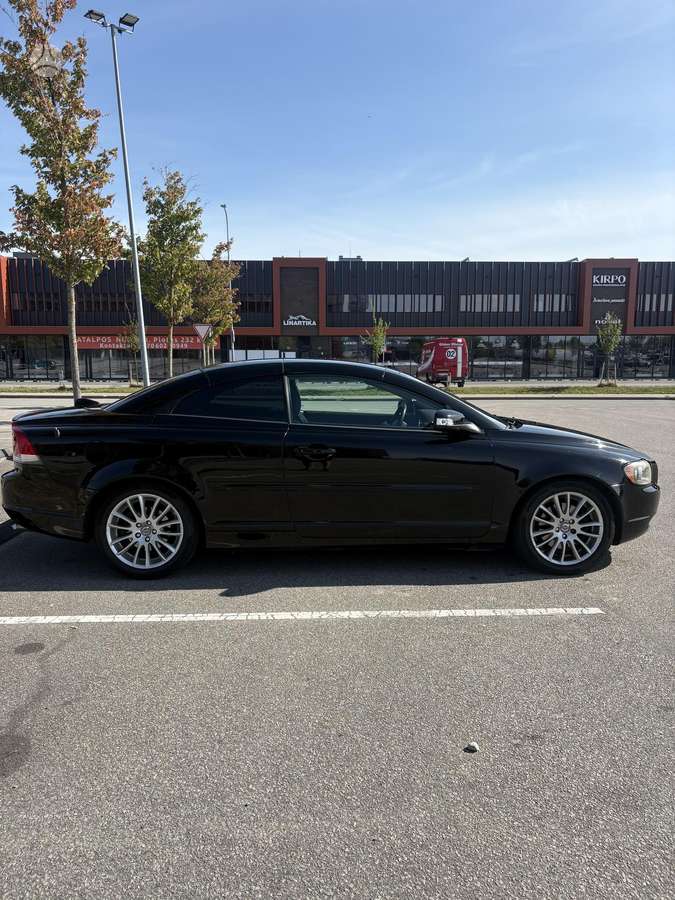 Volvo C70 - 8