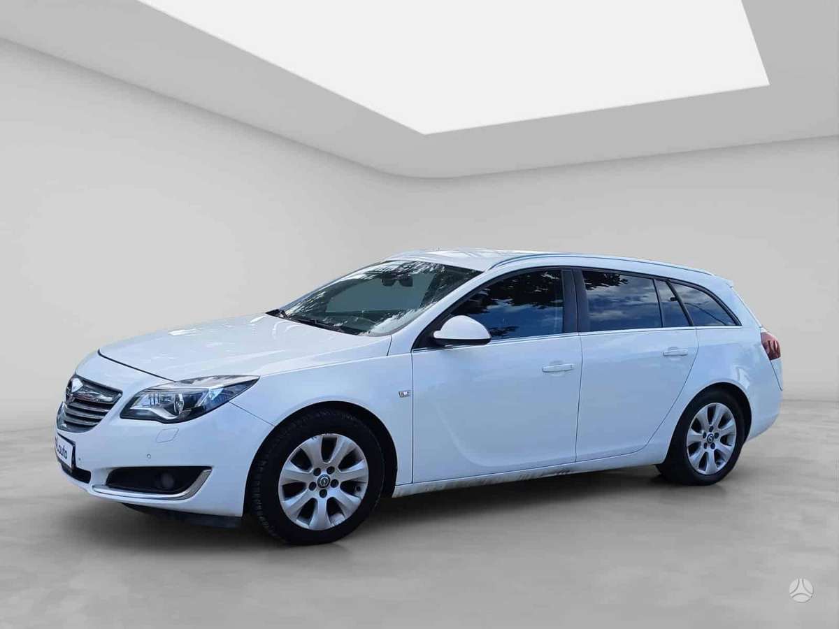 Opel Insignia - 1