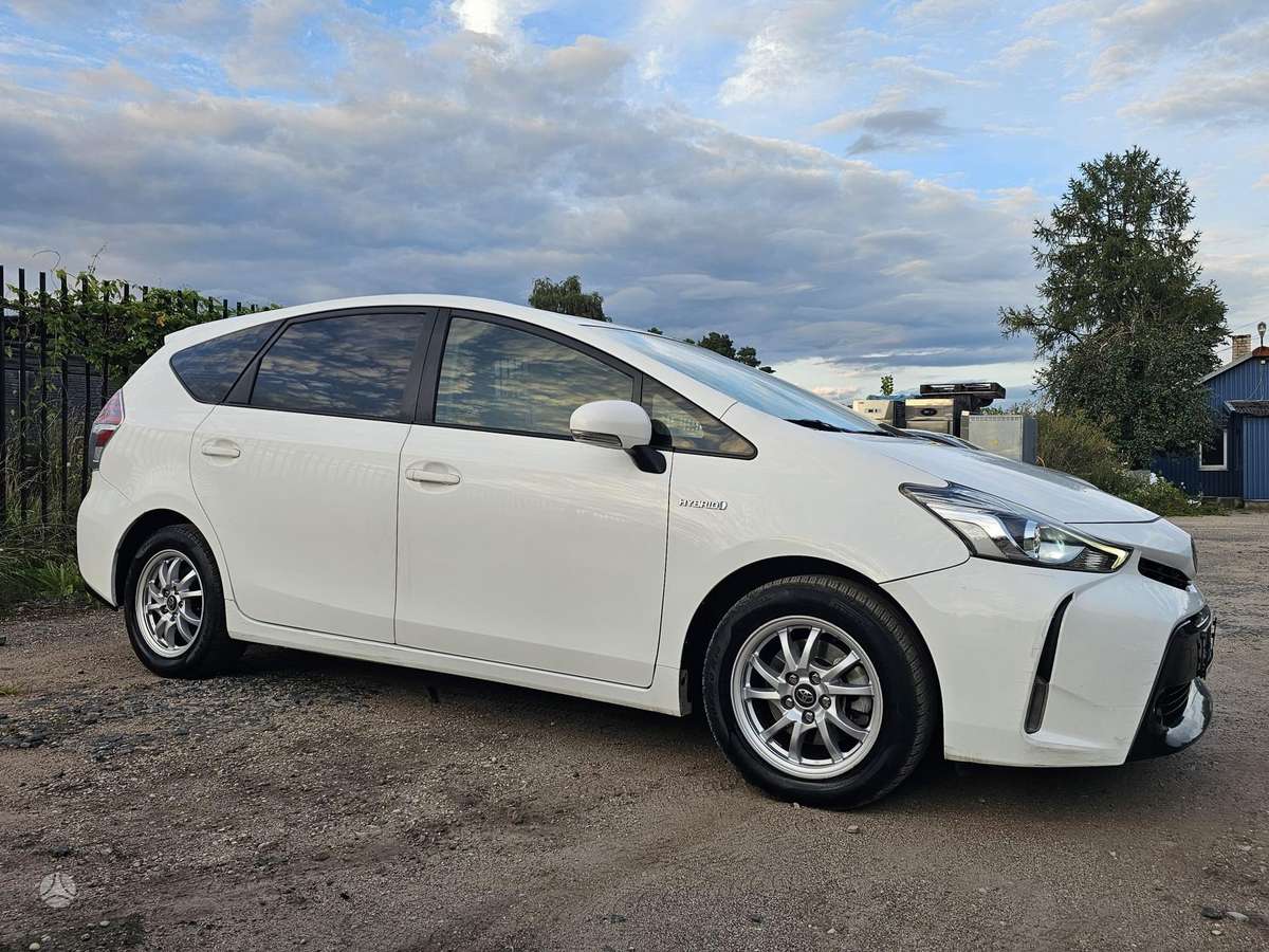 Toyota Prius+ - 3