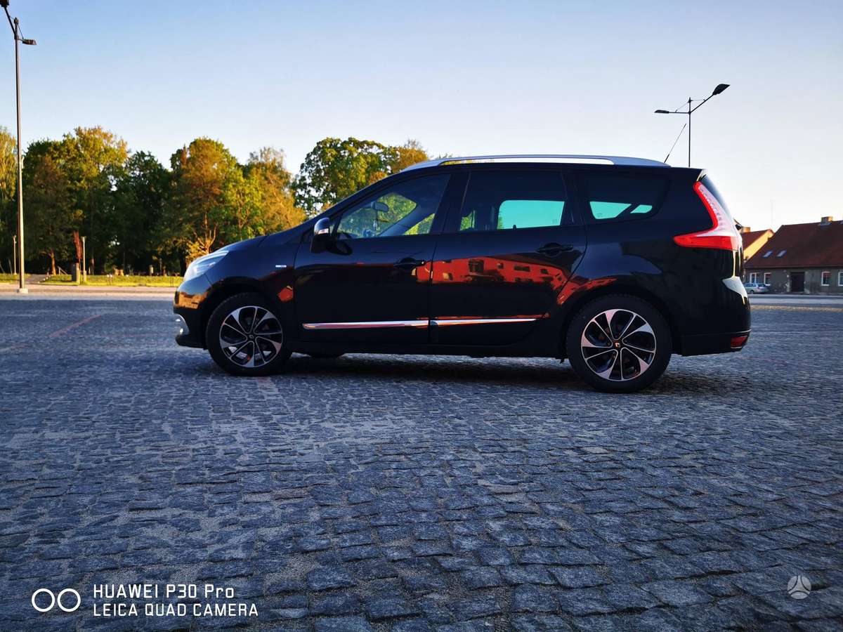 Renault Grand Scenic - 4