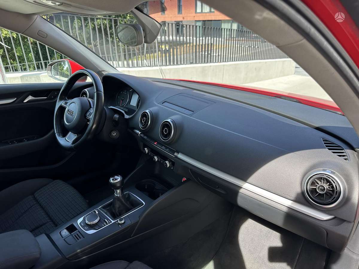Audi A3, 2.0 l., Хэтчбек