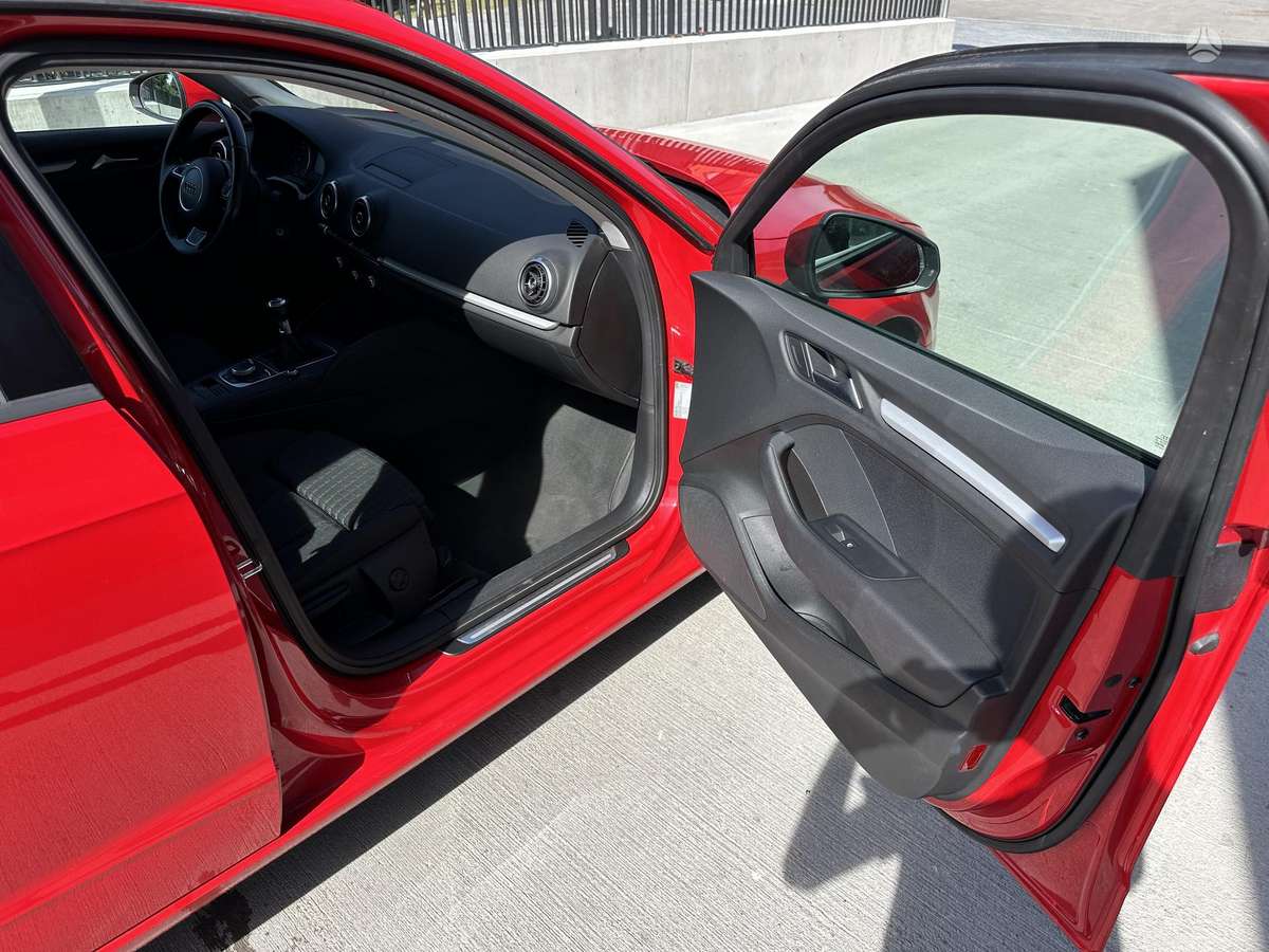 Audi A3, 2.0 l., Хэтчбек