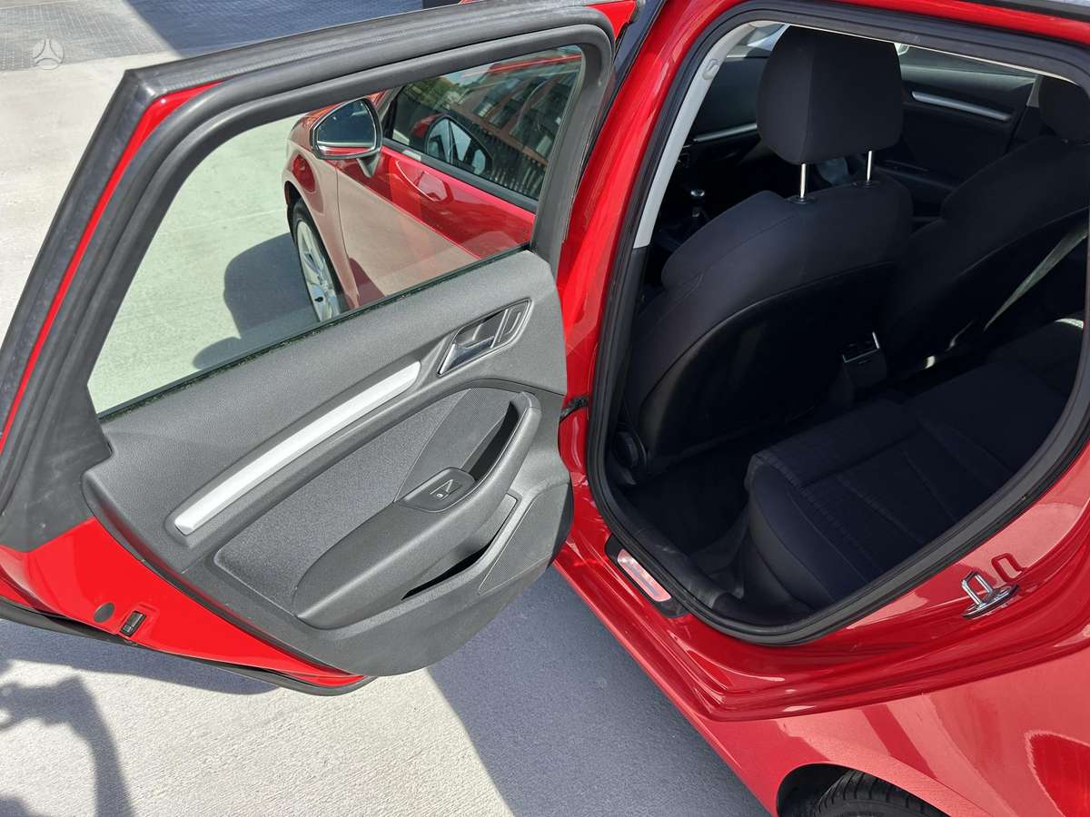 Audi A3, 2.0 l., Хэтчбек