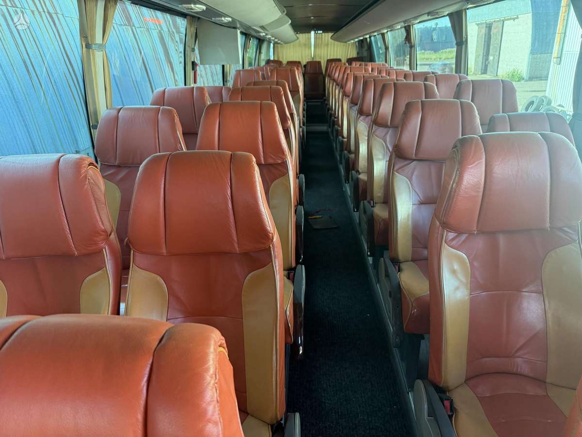 MAN Titanum, autobusi