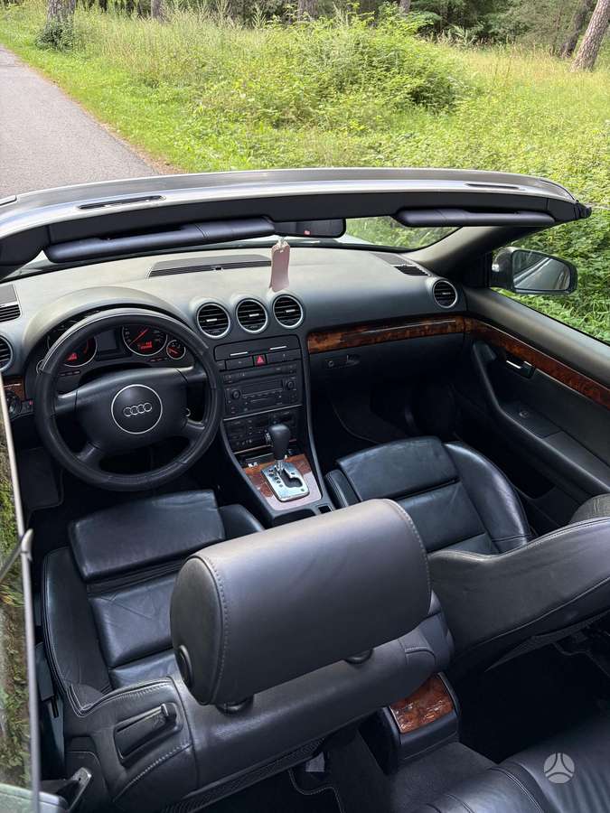 Audi A4, 2.4 l., Кабриолет