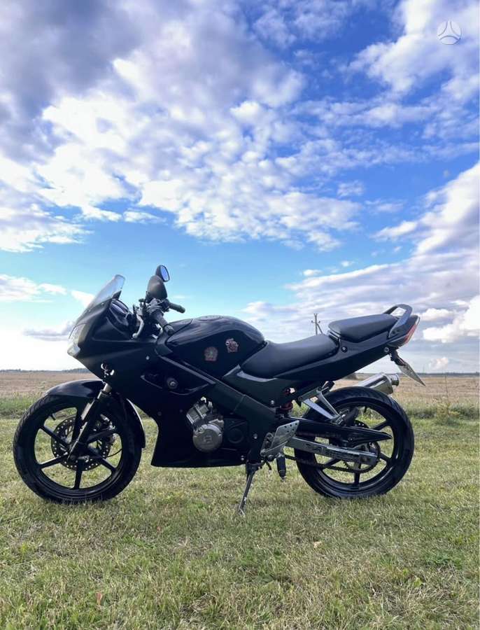 Honda CBR 125cc, street / classic