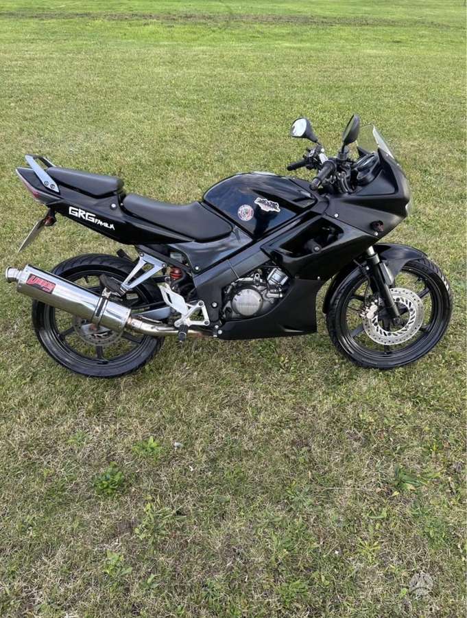 Honda CBR 125cc, street / classic