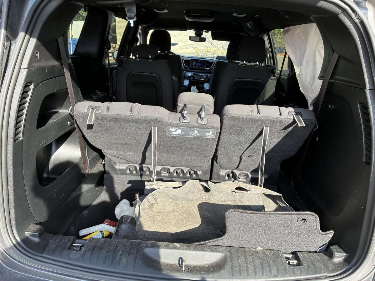 Chrysler Pacifica, 3.6 l., Минивэн
