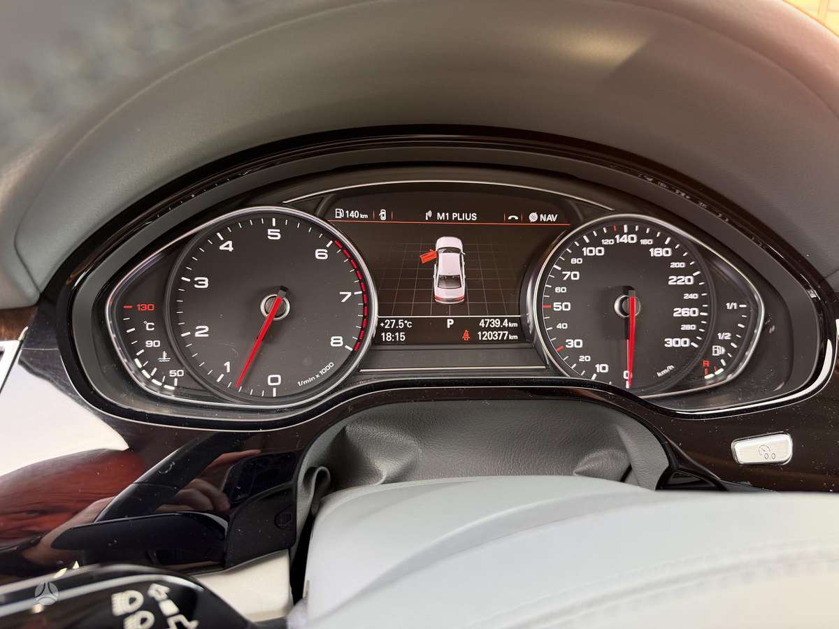 Audi A8, 4.0 l., Седан