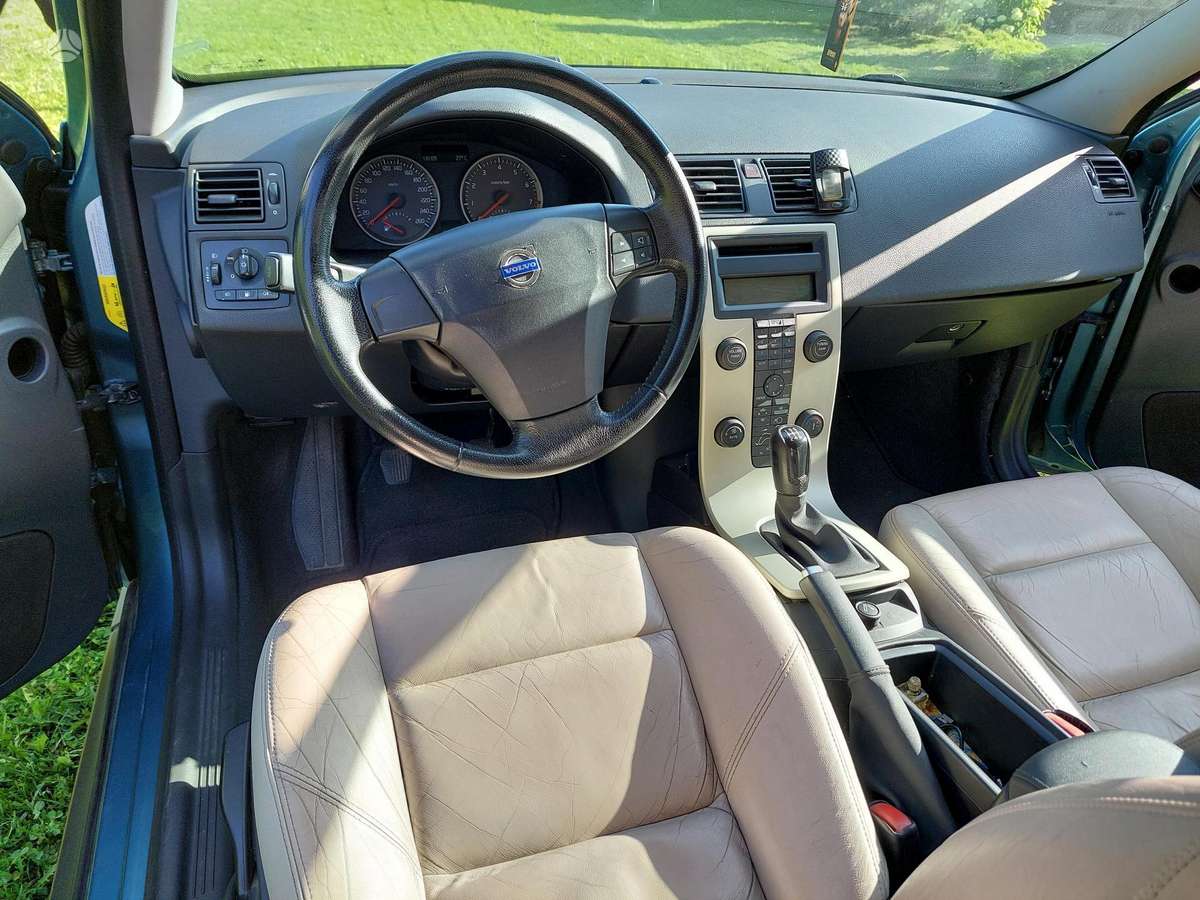 Volvo C30, 1.8 l., Хэтчбек
