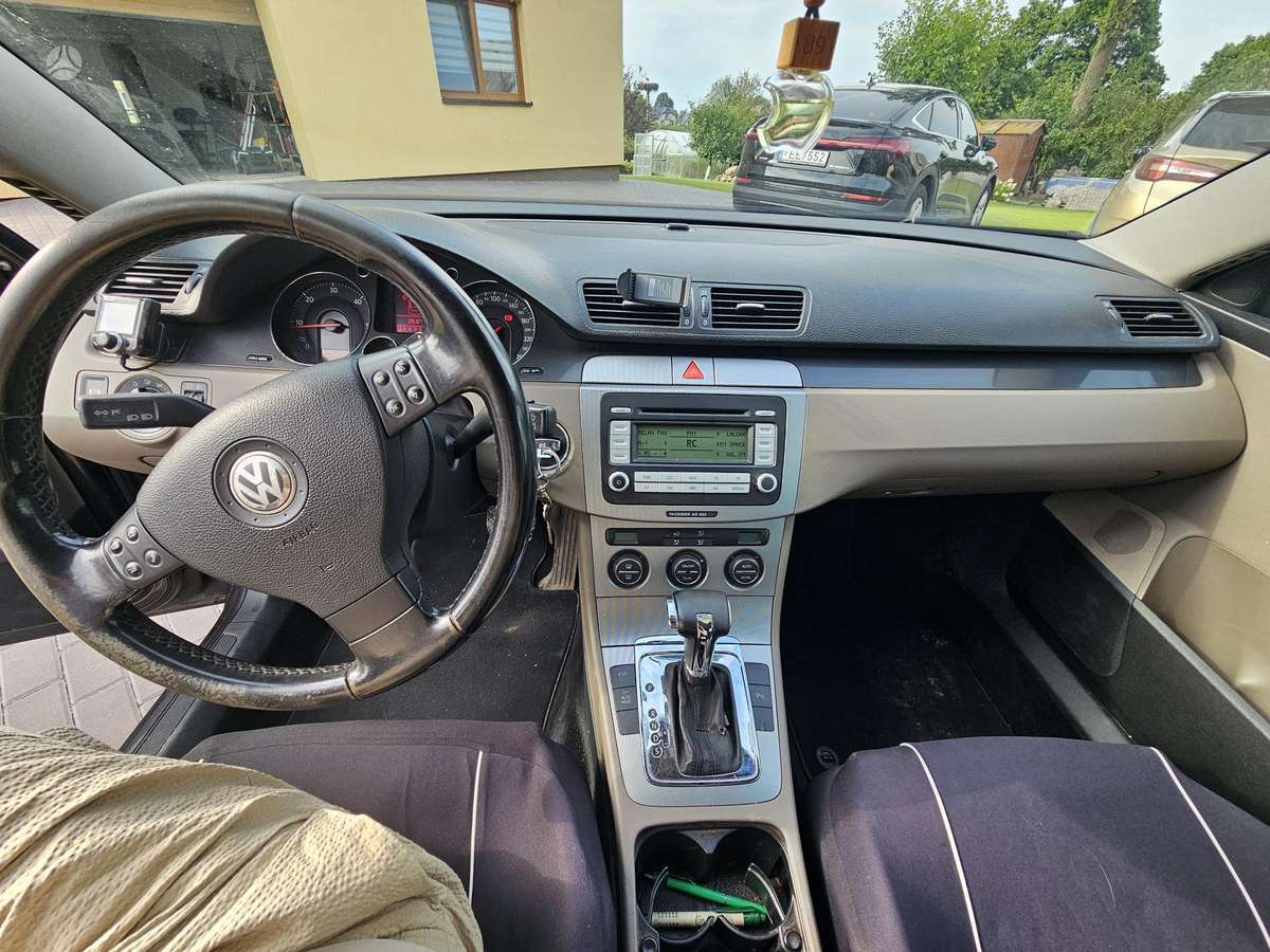 Volkswagen Passat, 2.0 l., Универсал