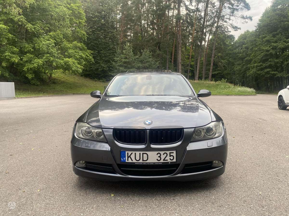 BMW 325, 3.0 l., Седан