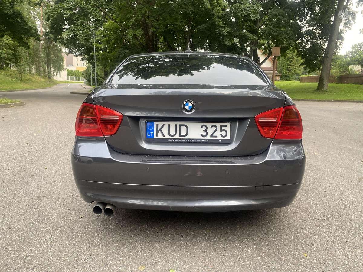 BMW 325, 3.0 l., Седан