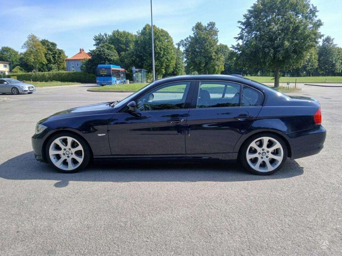 BMW 335, 3.0 l., Седан