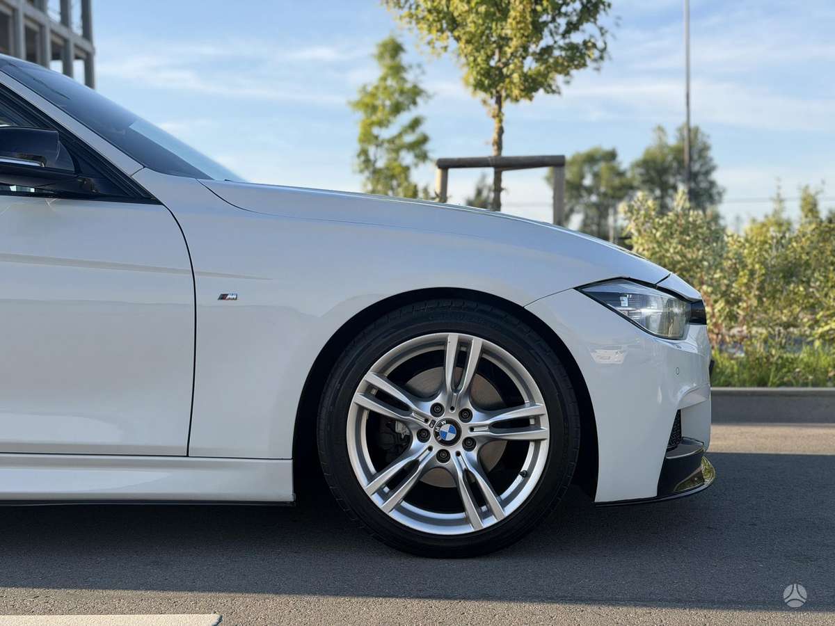 BMW 320, 2.0 l., wagon