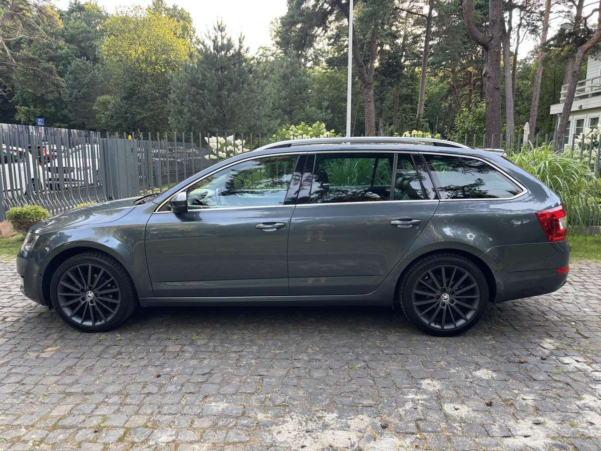 Škoda Octavia - 2